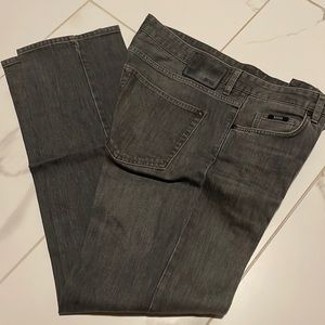 Hugo boss 36/32 regular fit stretch. Good condition